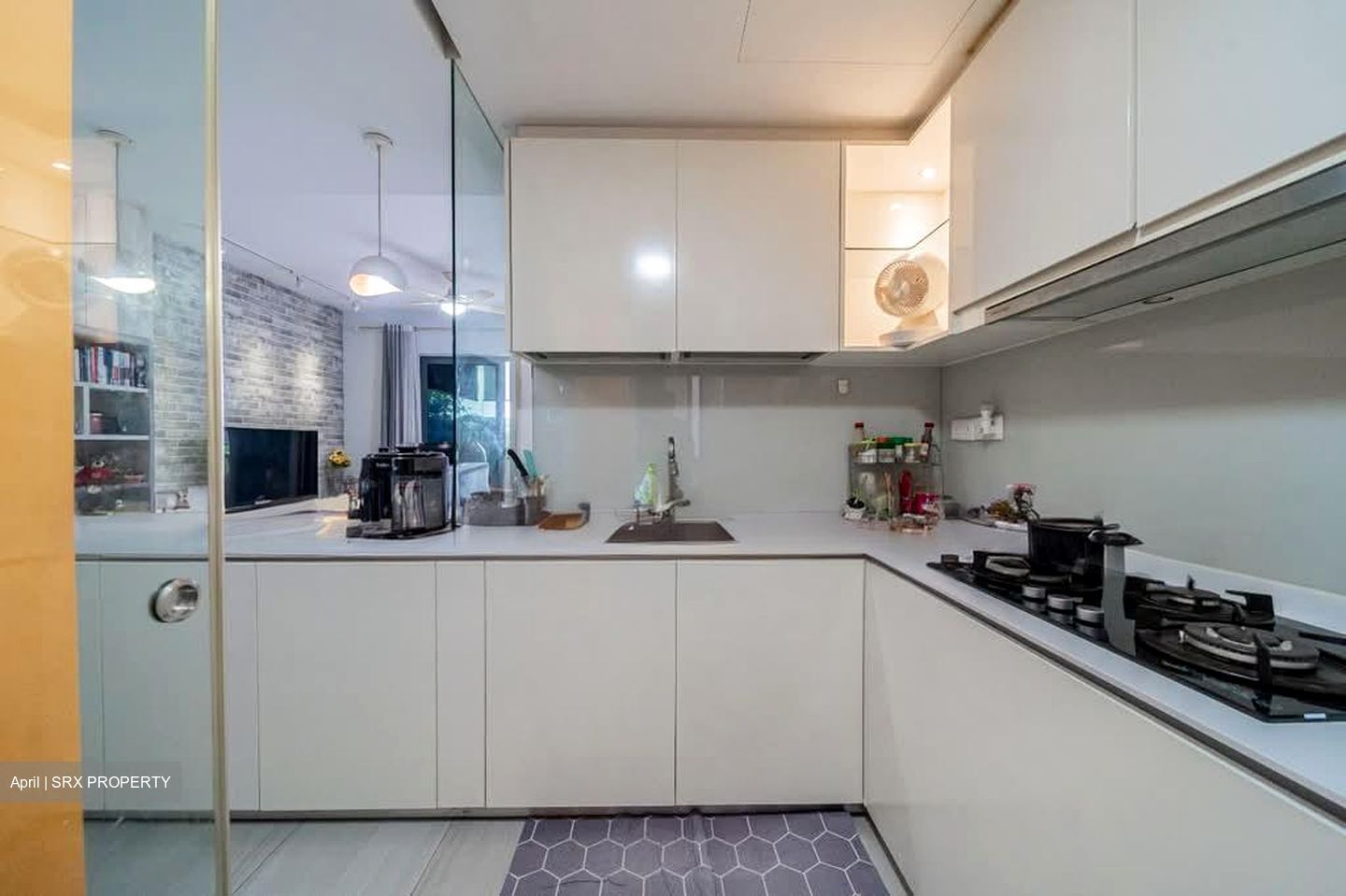 Lakeville (D22), Condominium #594474681